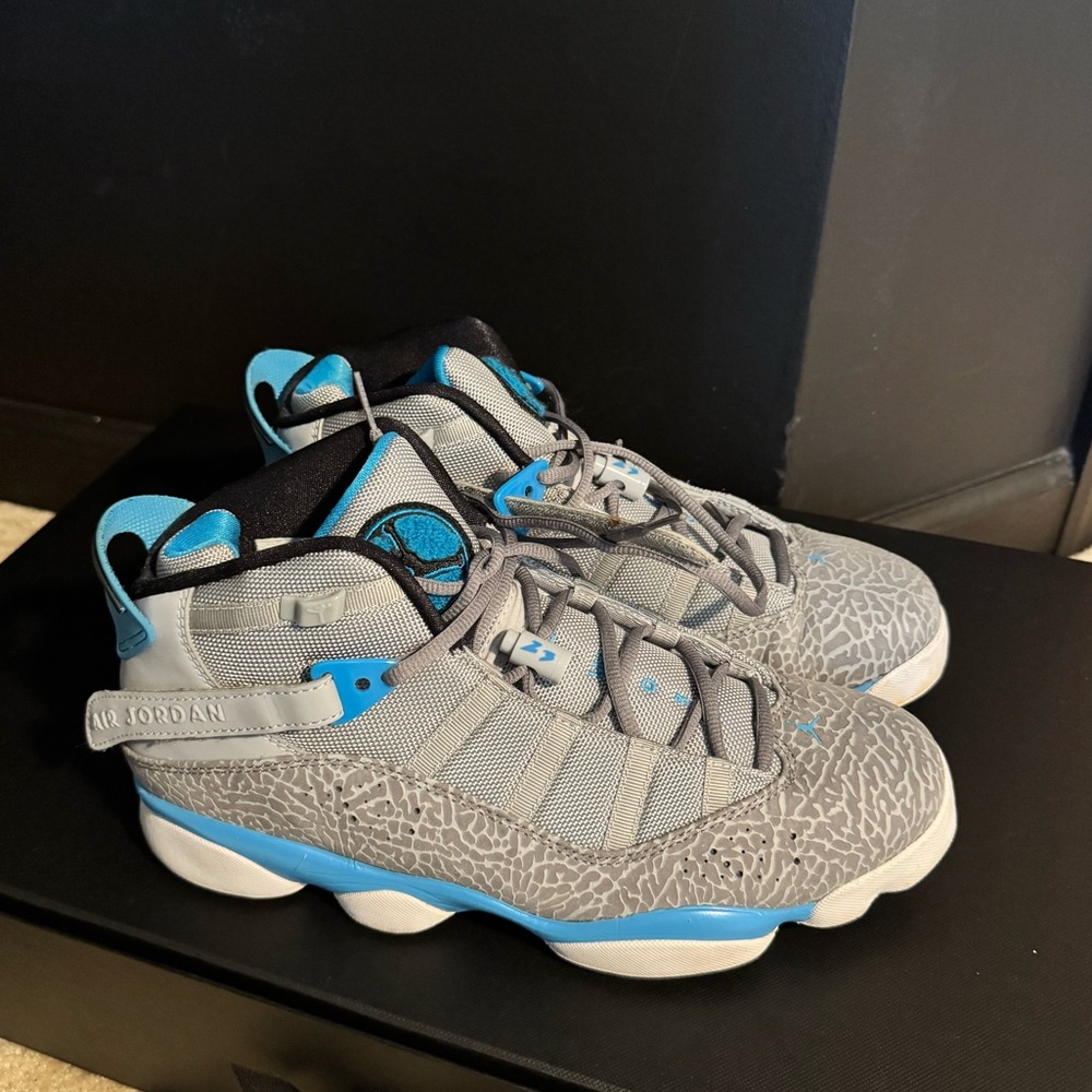 AIR JORDAN SIX RINGS NEW SIZE 10.5 WOLF GREY DARK POWDER BLUE 322992-006